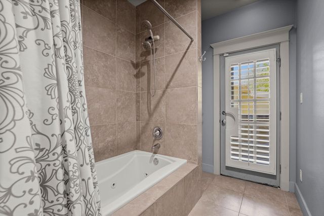 2013 Ashby Ave B, Austin, TX 78704