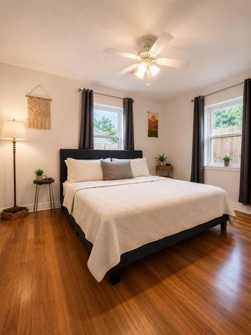 120 W Whitney Street, Houston, TX 77018