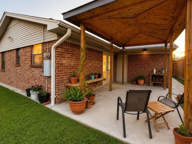 120 W Whitney Street, Houston, TX 77018