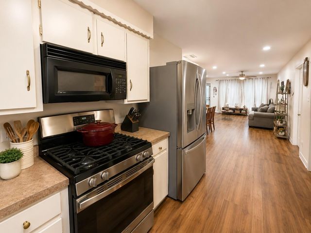 120 W Whitney Street, Houston, TX 77018