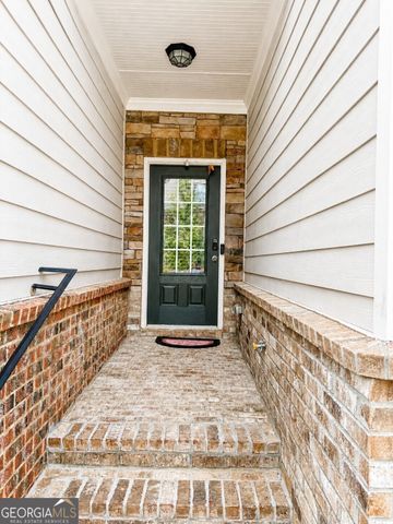 2235 Manor Pointe Drive, Cumming, GA 30041