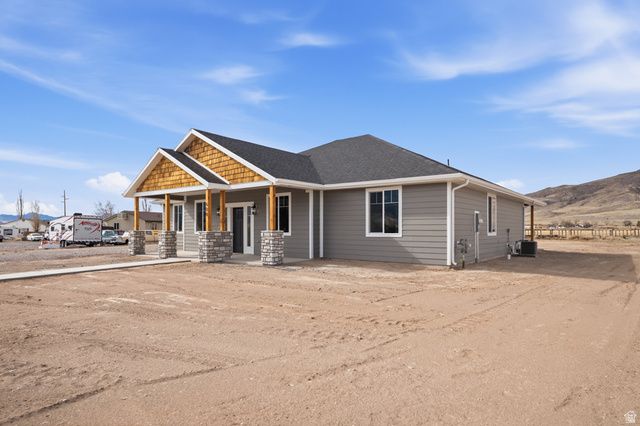 408 S CENTER ST, Elsinore, UT 84724