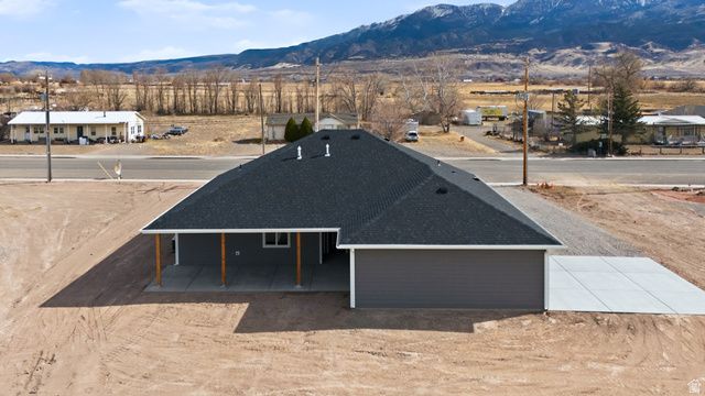 408 S CENTER ST, Elsinore, UT 84724