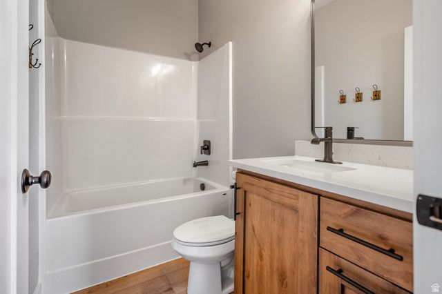 408 S CENTER ST, Elsinore, UT 84724