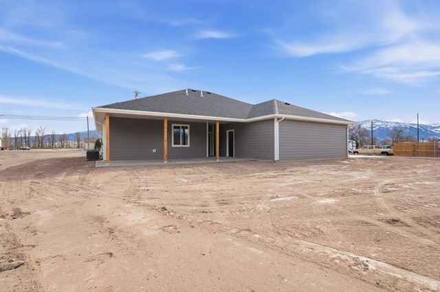 408 S CENTER ST, Elsinore, UT 84724