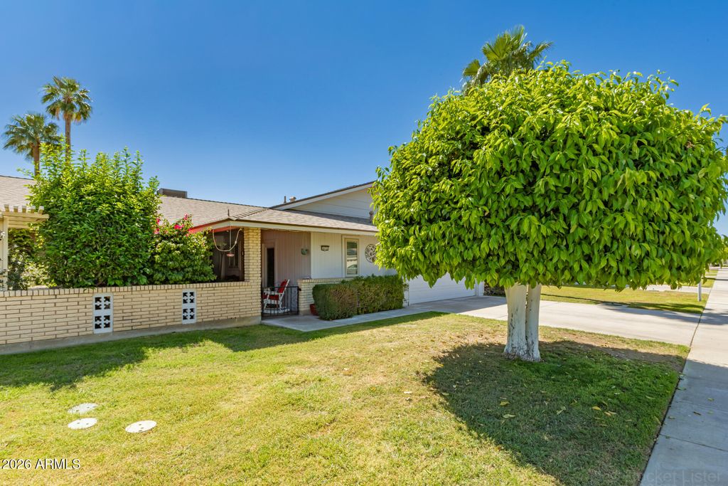 10731 W SALEM Drive, Sun City, AZ 85351 — photo 2