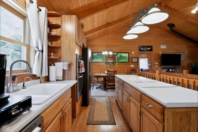 4412 W Pitcher Drive, Trafalgar, IN 46181
