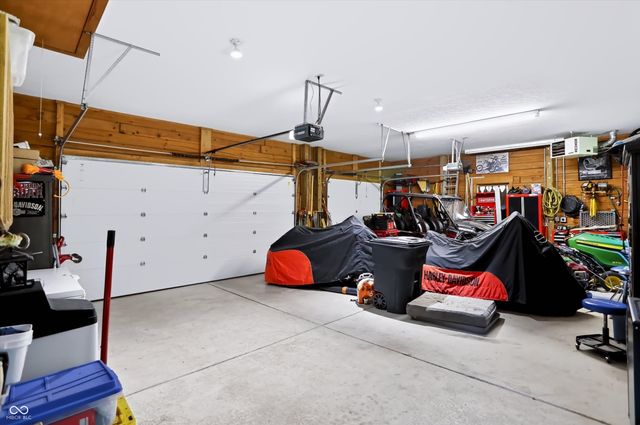 4412 W Pitcher Drive, Trafalgar, IN 46181
