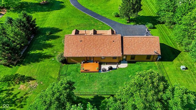 4412 W Pitcher Drive, Trafalgar, IN 46181