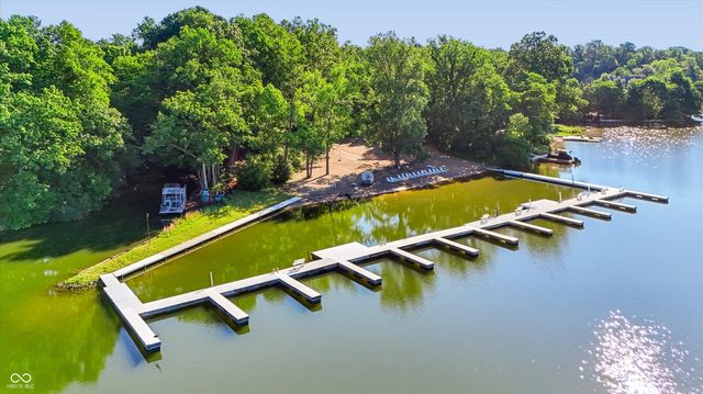 4412 W Pitcher Drive, Trafalgar, IN 46181