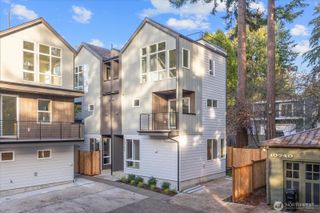 10744 Interlake Avenue N, Seattle, WA 98133