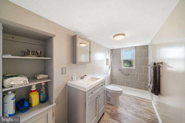 962 WADESVILLE RD, Berryville, VA 22611