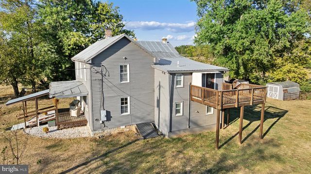 962 WADESVILLE RD, Berryville, VA 22611