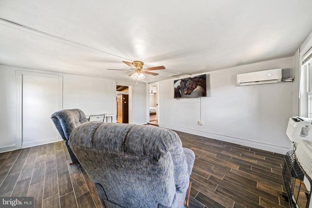 962 WADESVILLE RD, Berryville, VA 22611