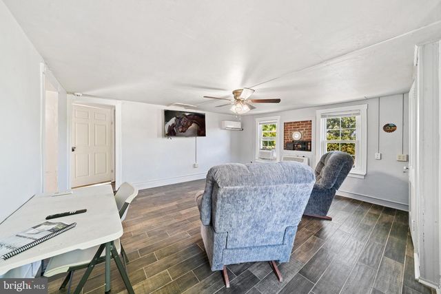 962 WADESVILLE RD, Berryville, VA 22611