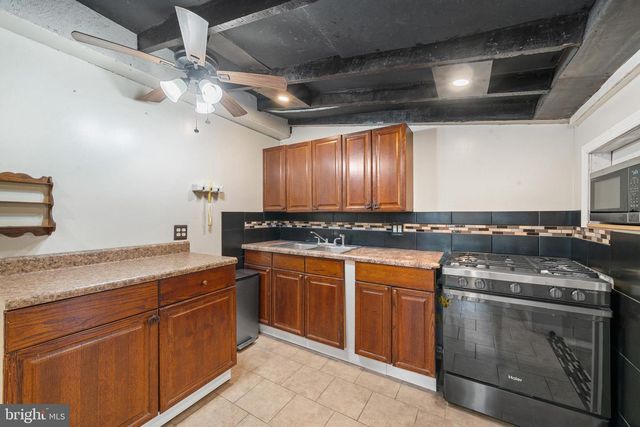 962 WADESVILLE RD, Berryville, VA 22611