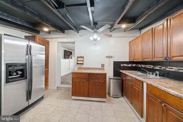 962 WADESVILLE RD, Berryville, VA 22611