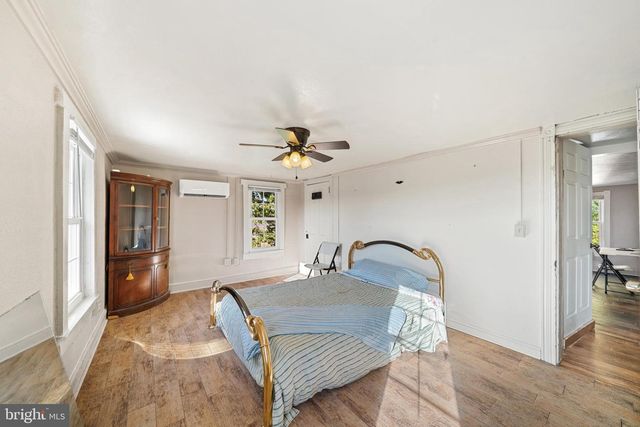 962 WADESVILLE RD, Berryville, VA 22611