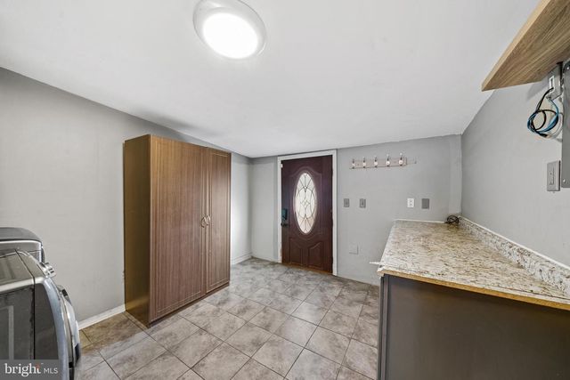 962 WADESVILLE RD, Berryville, VA 22611