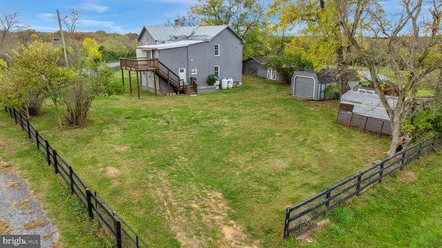 962 WADESVILLE RD, Berryville, VA 22611