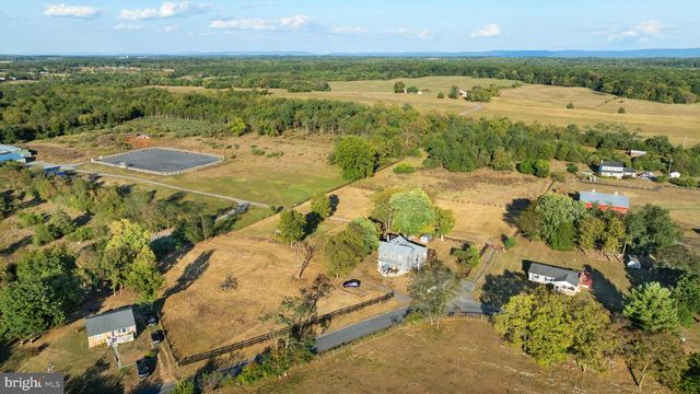 962 WADESVILLE RD, Berryville, VA 22611