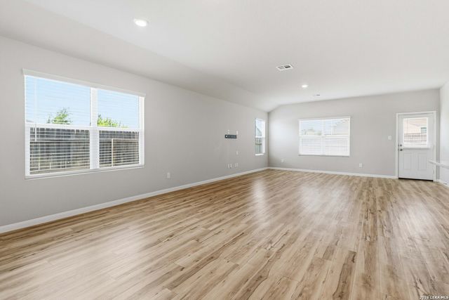 9803 MORGANS ML, San Antonio, TX 78254
