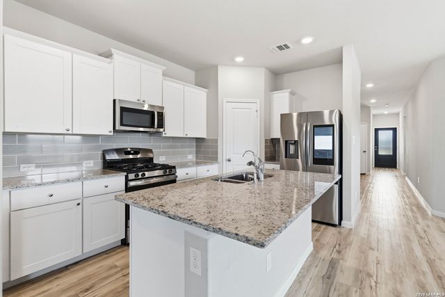 9803 MORGANS ML, San Antonio, TX 78254