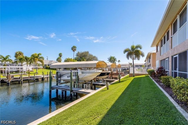 841 SW 47th TER 101, Cape Coral, FL 33914