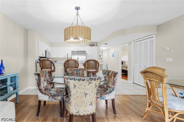 841 SW 47th TER 101, Cape Coral, FL 33914