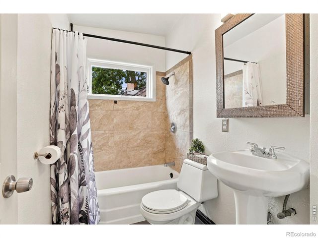 1654 S Perry Street, Denver, CO 80219