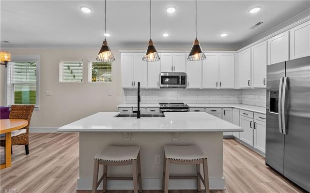 1206 Harbor Crossing Way, Greensboro, NC 27455