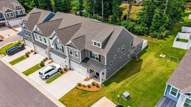 1206 Harbor Crossing Way, Greensboro, NC 27455