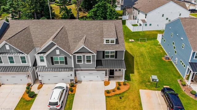 1206 Harbor Crossing Way, Greensboro, NC 27455