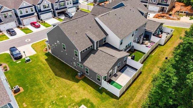 1206 Harbor Crossing Way, Greensboro, NC 27455