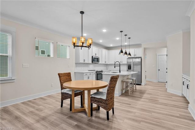1206 Harbor Crossing Way, Greensboro, NC 27455