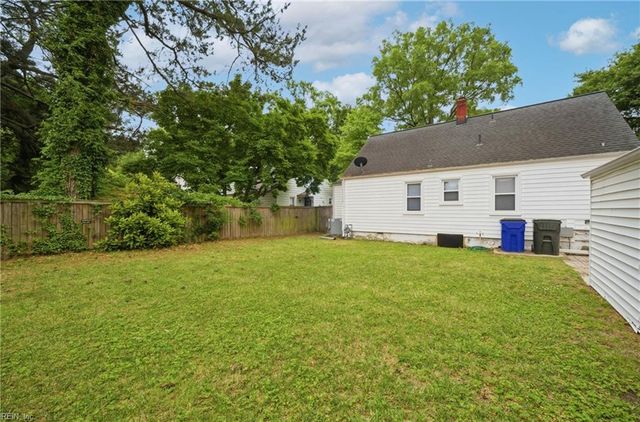 1704 Tarrall AVE, Norfolk, VA 23509