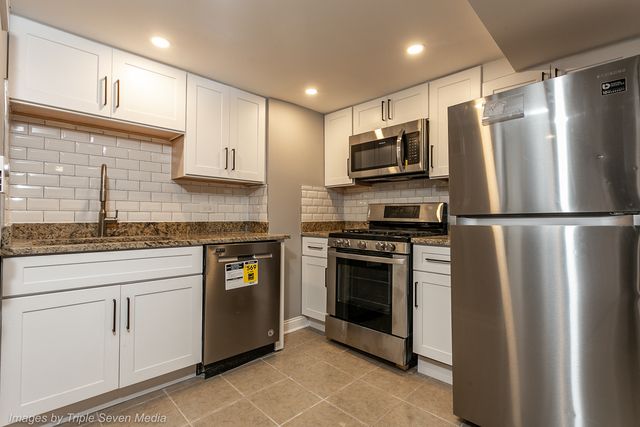 447 W 81st Street G, Chicago, IL 60620