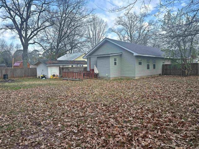 908 E Pine Street, Gurdon, AR 71743