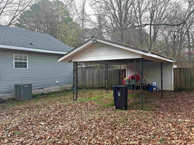908 E Pine Street, Gurdon, AR 71743