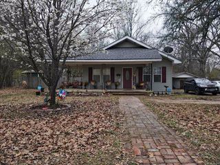 908 E Pine Street, Gurdon, AR 71743