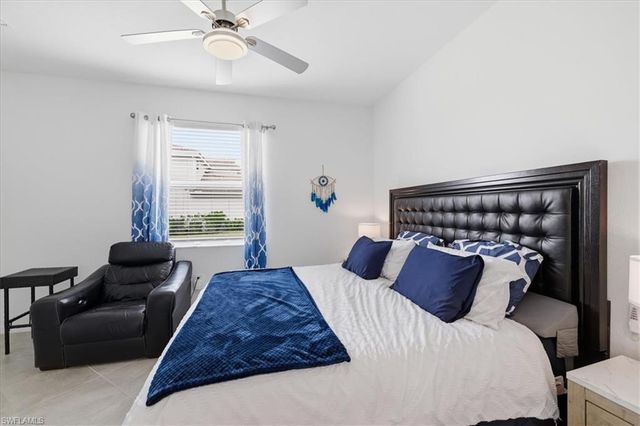 2636 Vine AVE, Naples, FL 34120