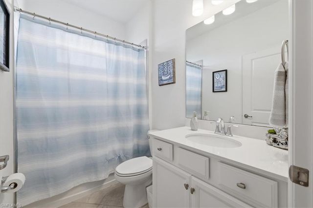 2636 Vine AVE, Naples, FL 34120