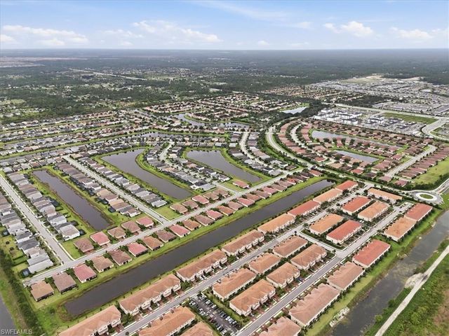 2636 Vine AVE, Naples, FL 34120