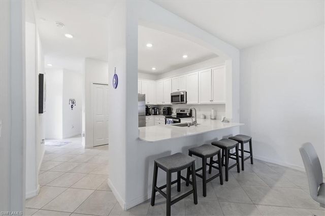 2636 Vine AVE, Naples, FL 34120