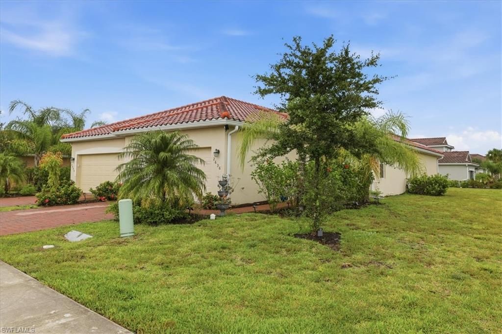 2636 Vine AVE, Naples, FL 34120