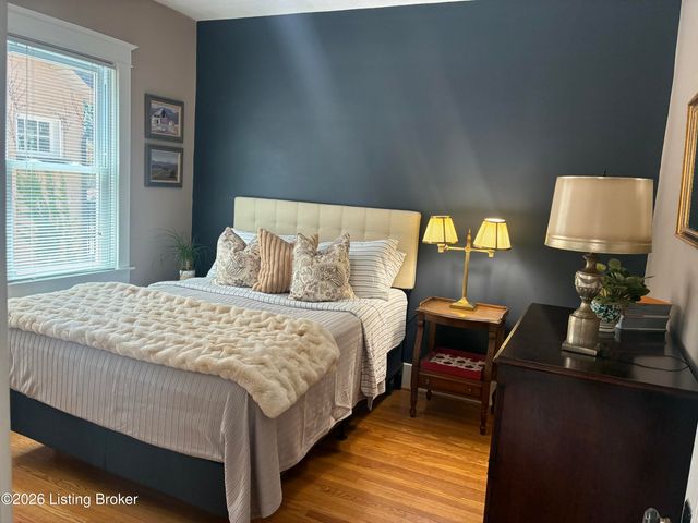 419 Wendover Ave, Louisville, KY 40207