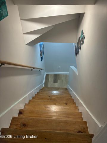 419 Wendover Ave, Louisville, KY 40207