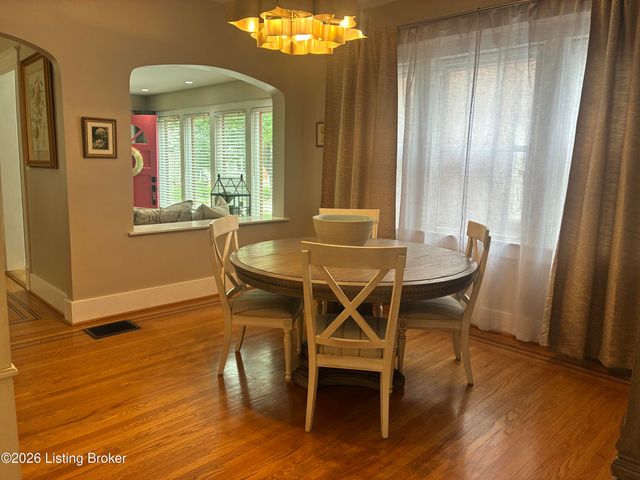 419 Wendover Ave, Louisville, KY 40207