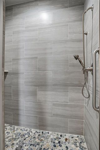 905 NE Bob White Rd, Lawton, OK 73507