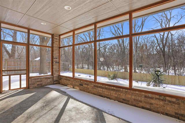 905 NE Bob White Rd, Lawton, OK 73507